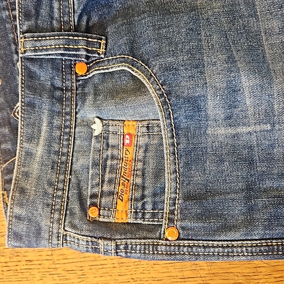 Diesel Jeans - Picture 2 of 10